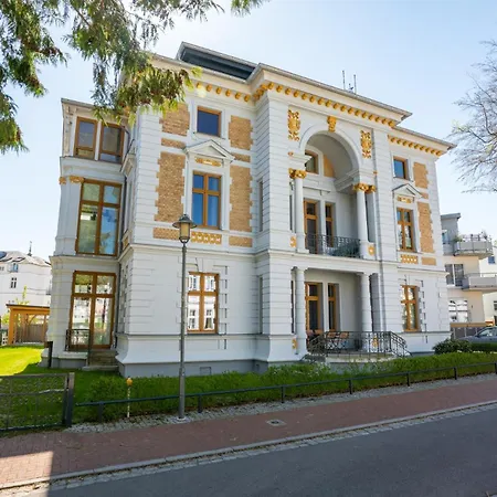 Gemuetliche Luxuswohnung Fuer 2 Personen Mit Veranda Und Boxspringbett - Adults Only! Apartment Heringsdorf (Usedom)